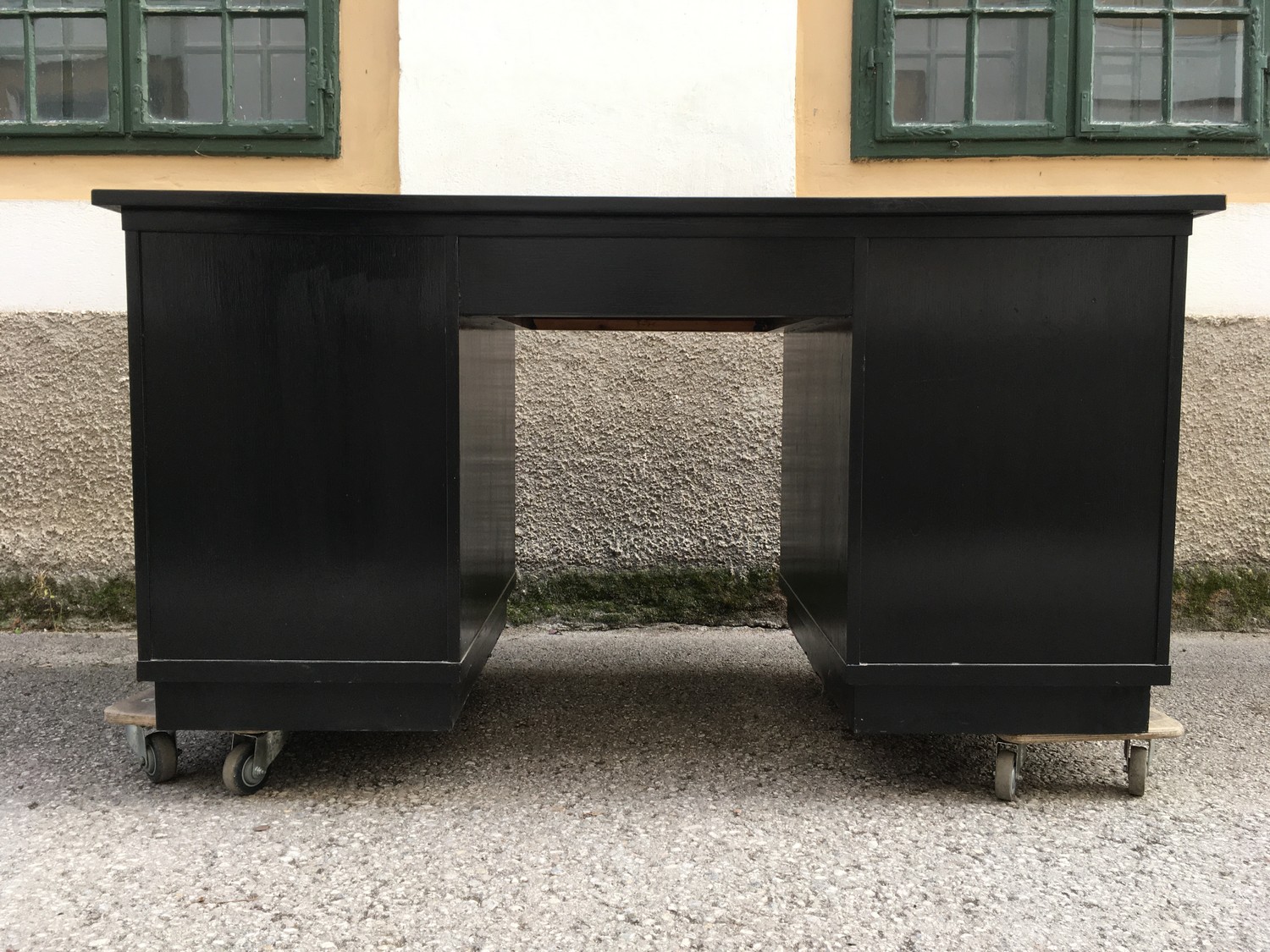 Schreibtisch Jugendstil 1920 antik restauriert, schwarzer Freisteher