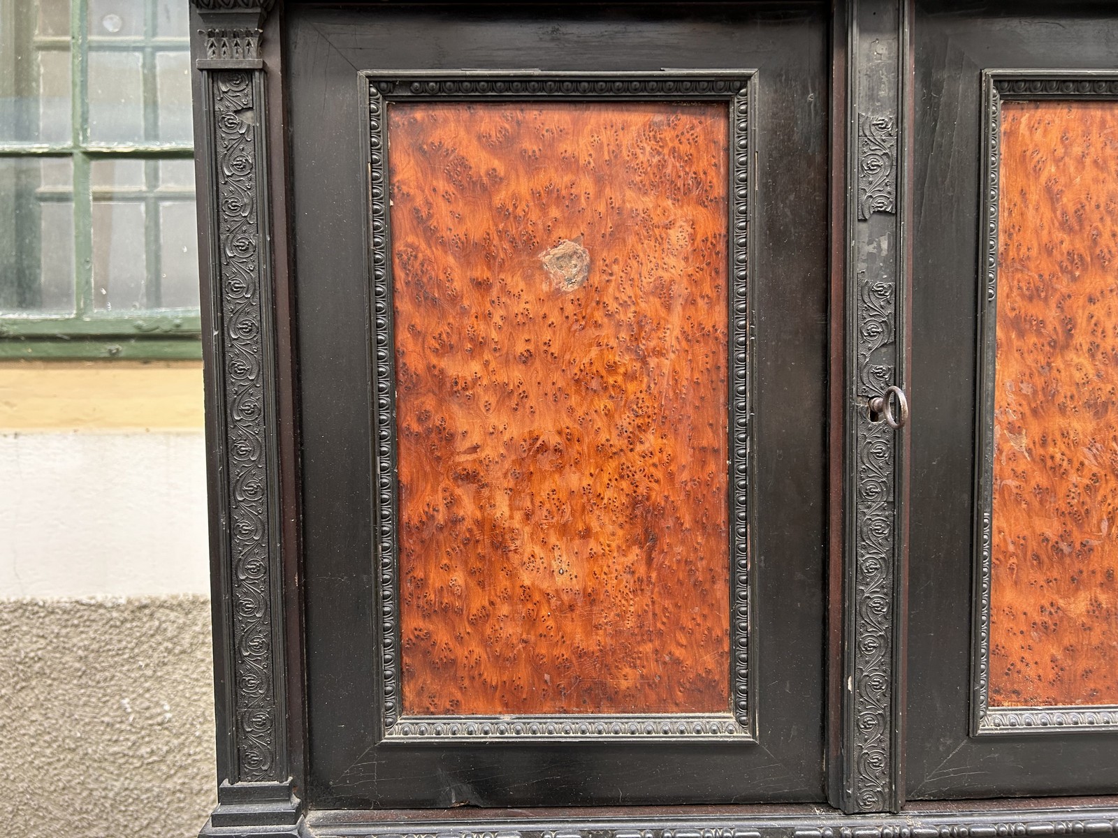 antiker Schreibtischsekretär Möbel Antiquität 1740 Schrank Möbel requisite Film Leihmöbel Schreibschrank