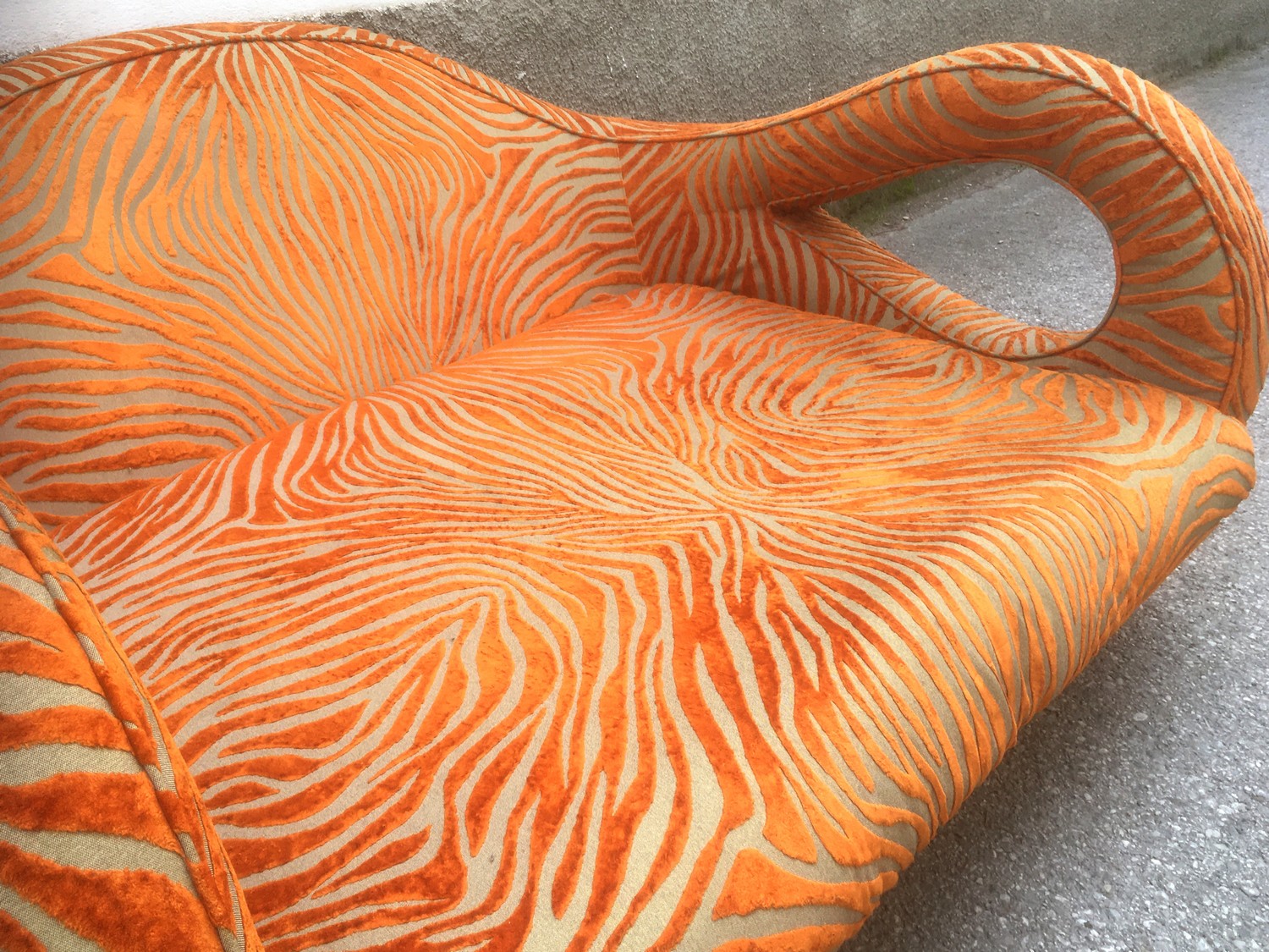 Bretz Sofa Slowrider Zebra Orange achtsam gebrauchtes Designermöbel Tangerine