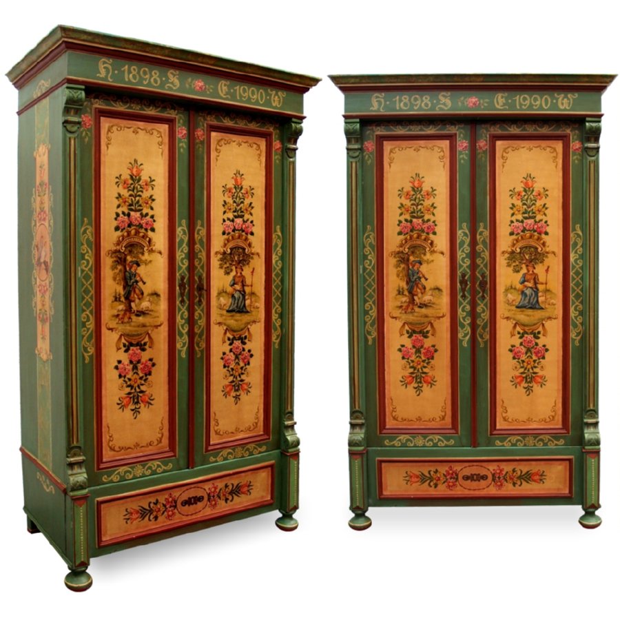 antiker Bauernschrank bemalt