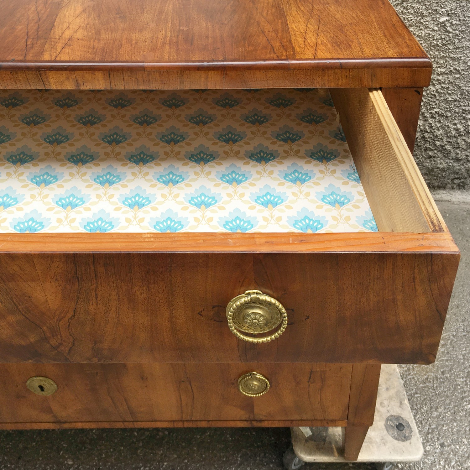 Kommode Ladenkommode Biedermeier Nussholzfurnier antik original