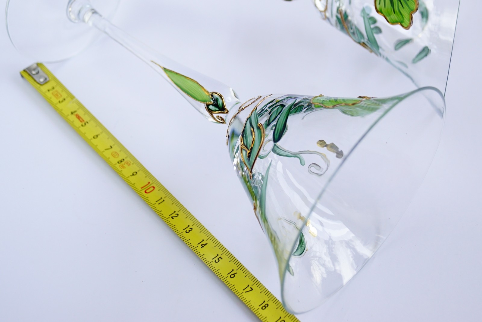 Kristallgläser bemalt Nagel Traumwelten Ginko Martinigläser