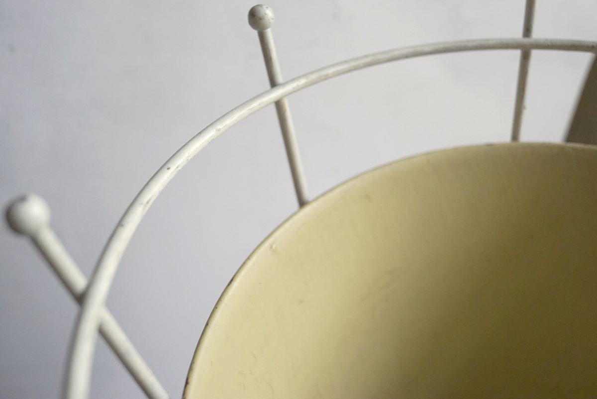 Retro Tütenschirmständer in Gelb 60er-Jahre Original Vintage Spaceage Design