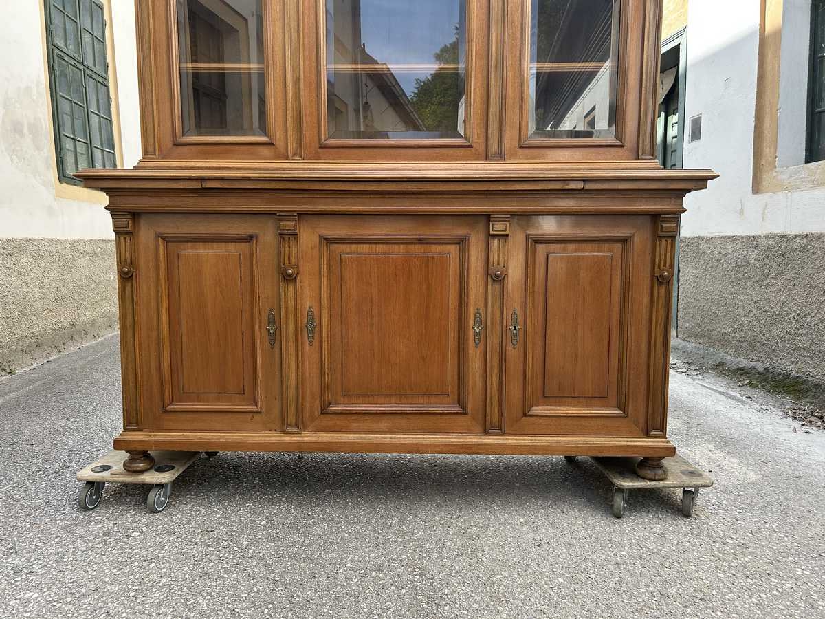 Vitrine antik