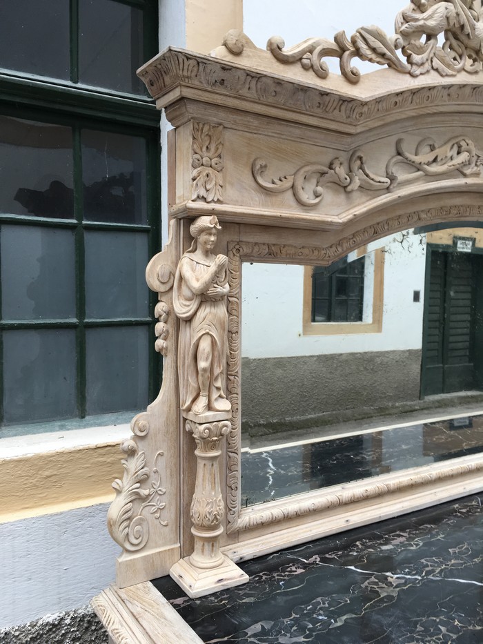 antiker Schrank Marmorplatte figural Antike Anrichte Buffet-Möbel Figuren