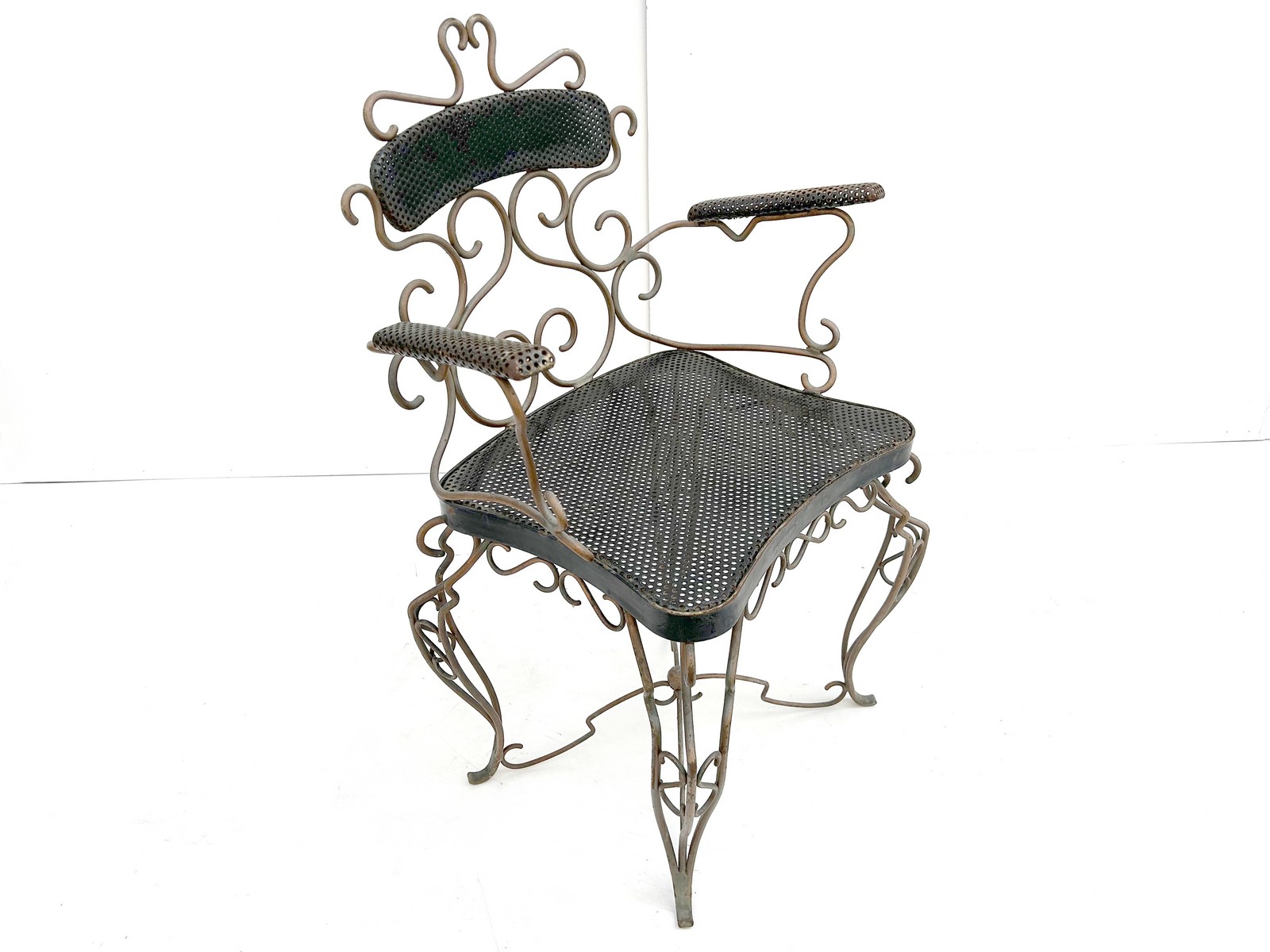 Armlehnsessel Lochblech Vintage