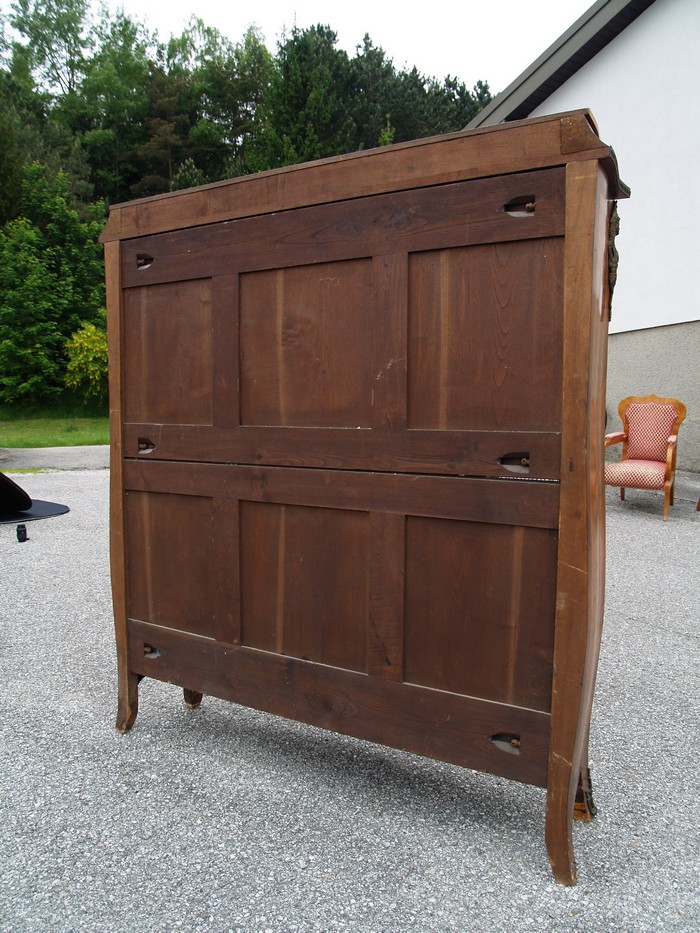 Vollholz Kasten antik