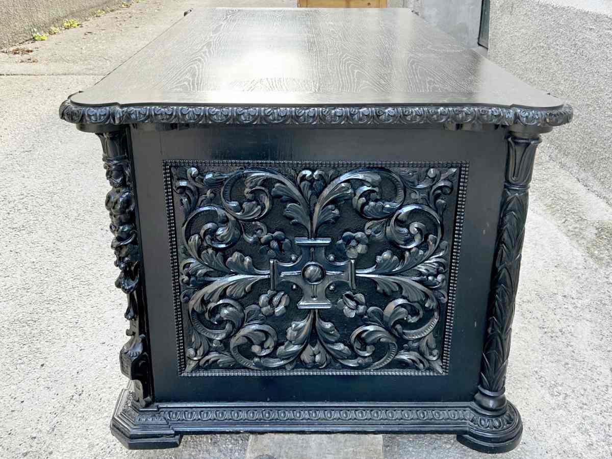 Antiquität Renaissance Schreibtisch antik Barock Möbel Templer Kreuz