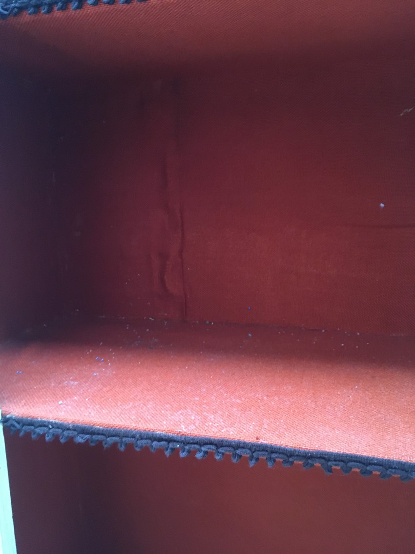Schrank bemalt antik