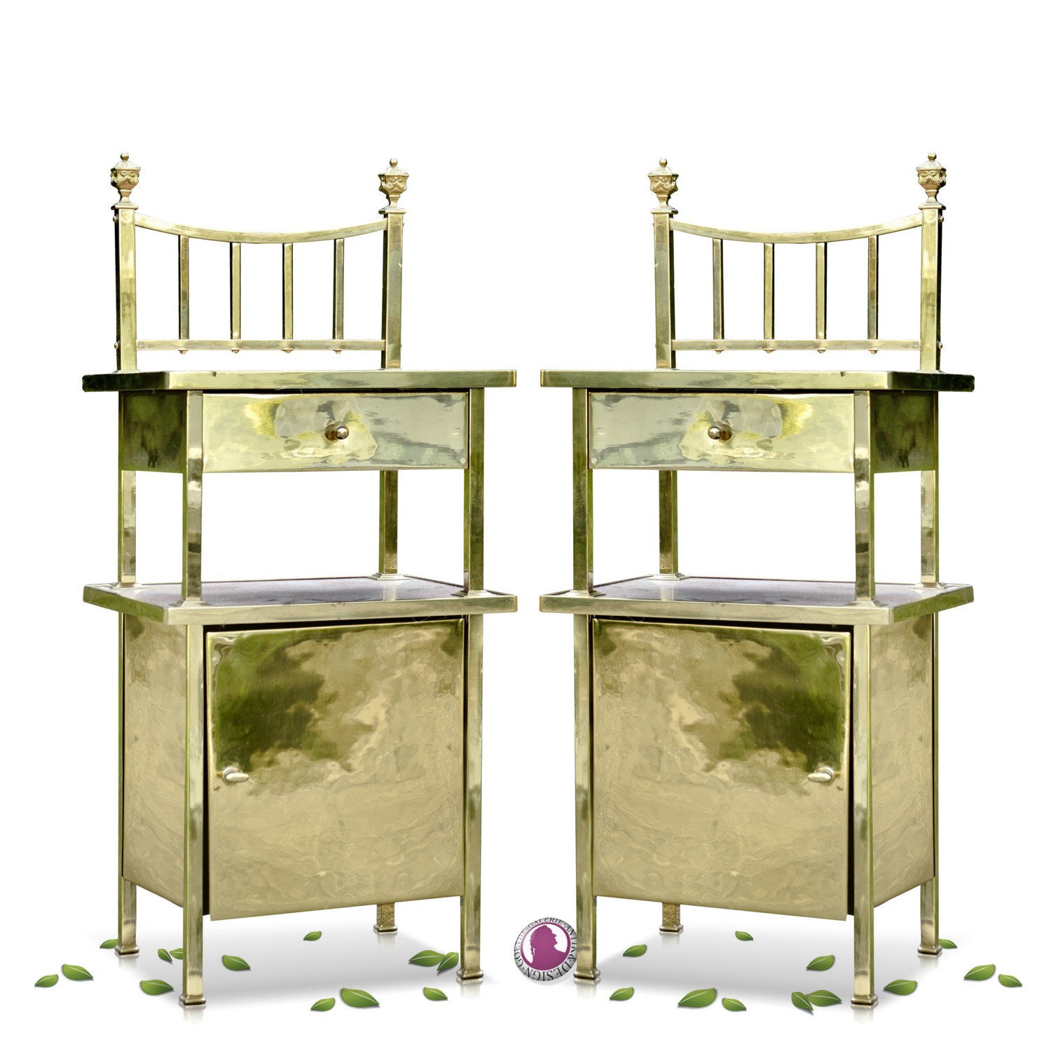 Nachtschrank Messing antik Nachtkasten Kommode Nachttisch golden Nachtschrank Messing antik Nachtkasten Kommode Nachttisch golden