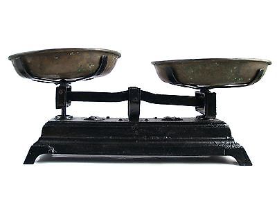 WAAGE Metallguss Messingschalen antik Schalenwaage Historismus Empire scale TOP WAAGE Metallguss Messingschalen antik Schalenwaage Historismus Empire scale TOP