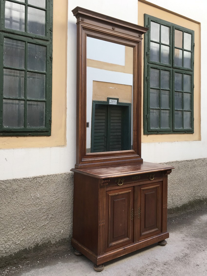 Historismus Kommode 