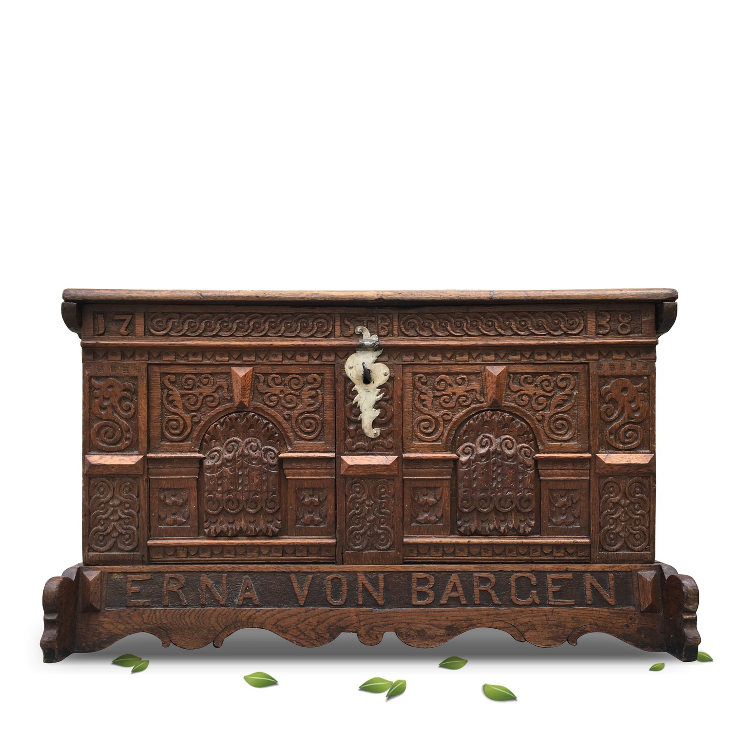 Truhe Eiche massiv schwer antik reich beschnitzt Sitztruhe süddeutsch Truhe Eiche massiv schwer antik reich beschnitzt Sitztruhe süddeutsch