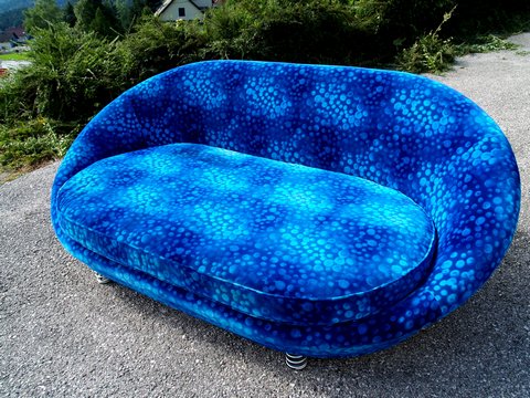 Bretz Sofa Pool Spacebubbles