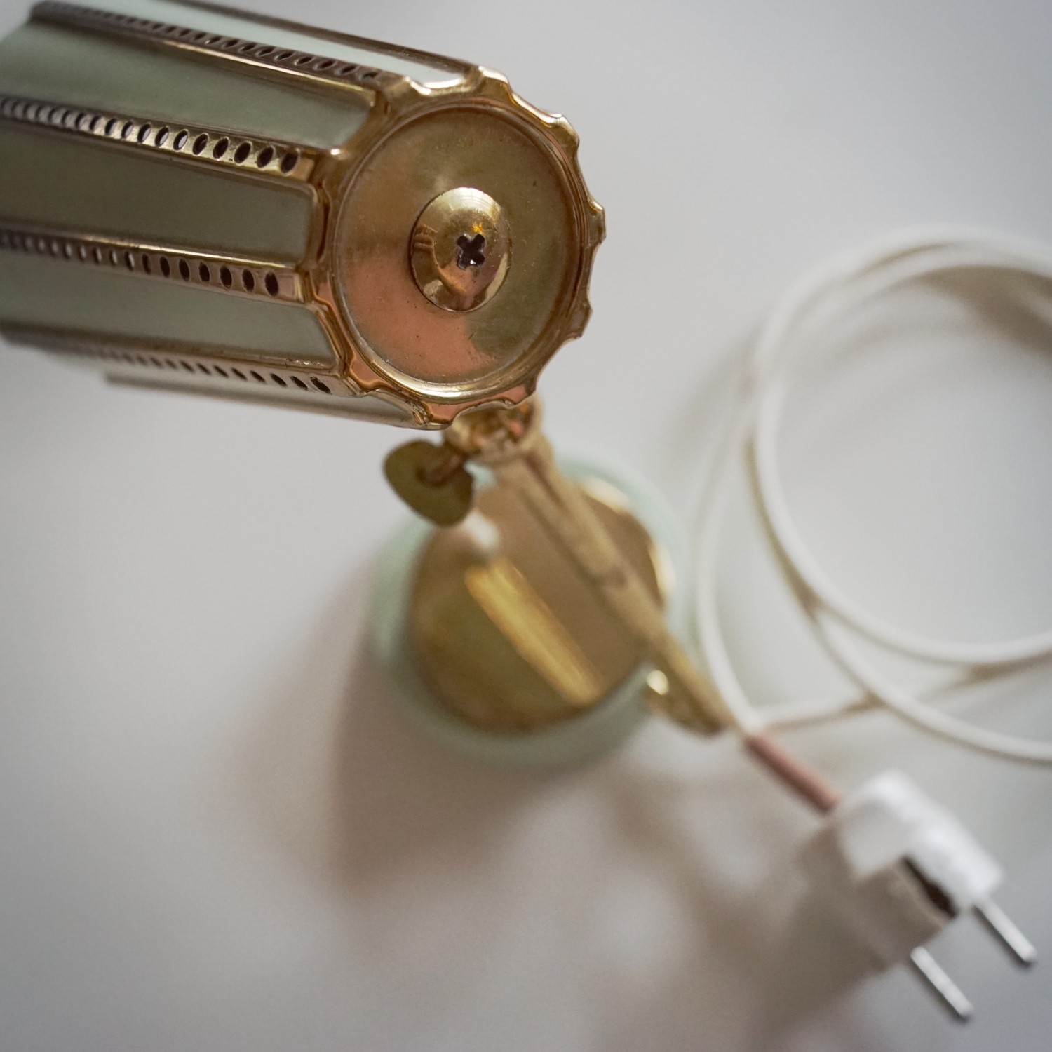 Tischlampe Vintage Pastell Midcentury Tütenlampe 50er 60er-Jahre antik