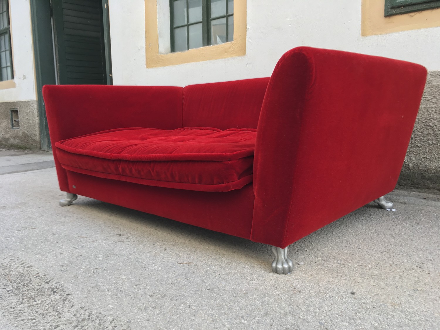 Bretz Sofa rot Mohair Monster Design Möbel