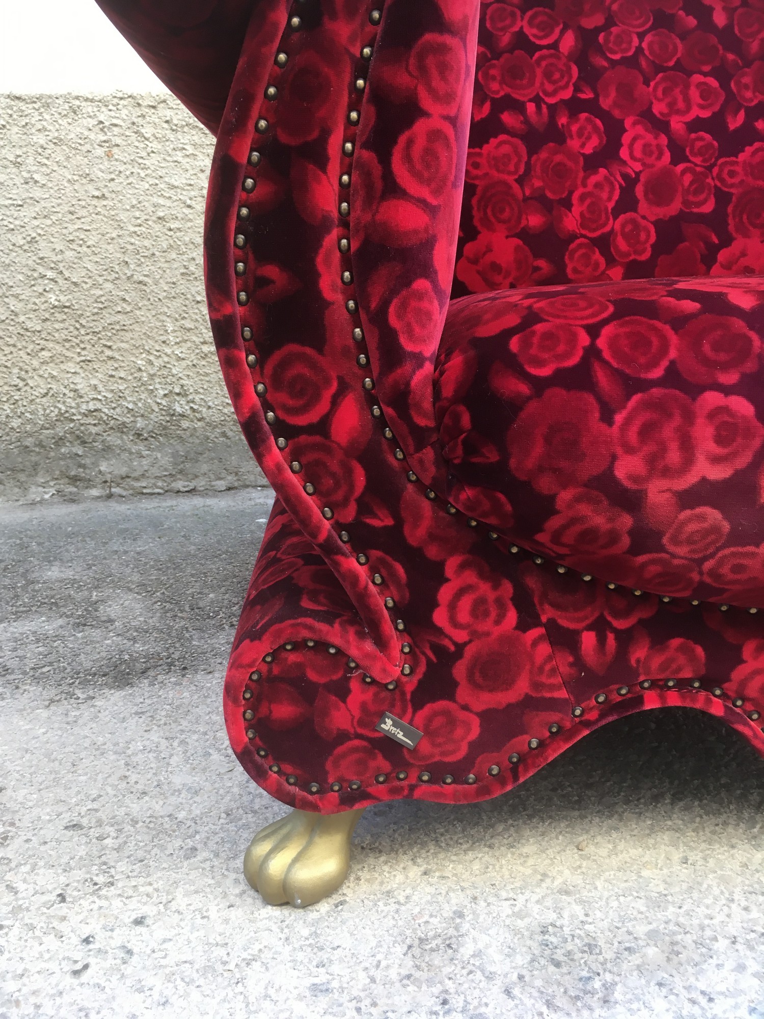 BRETZ Sofastuhl Emily rot Rosenstoff Designklassiker