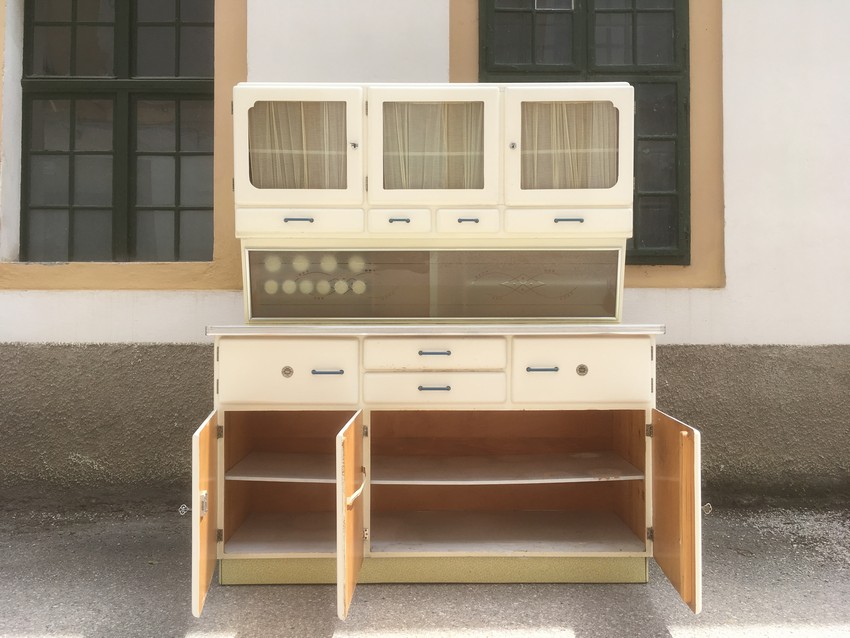 Kuechenschrank creme Vintage