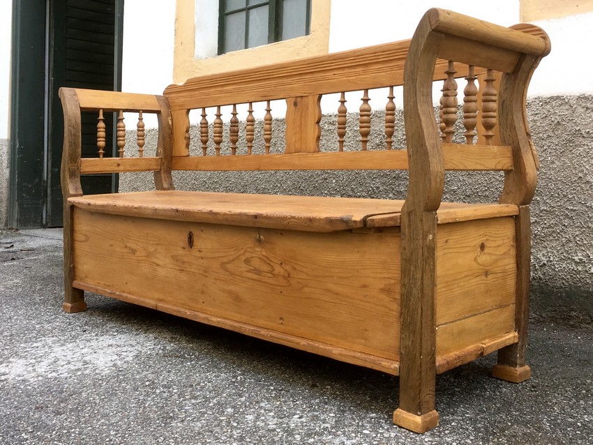 Kuechensitzbank alt Vollholz