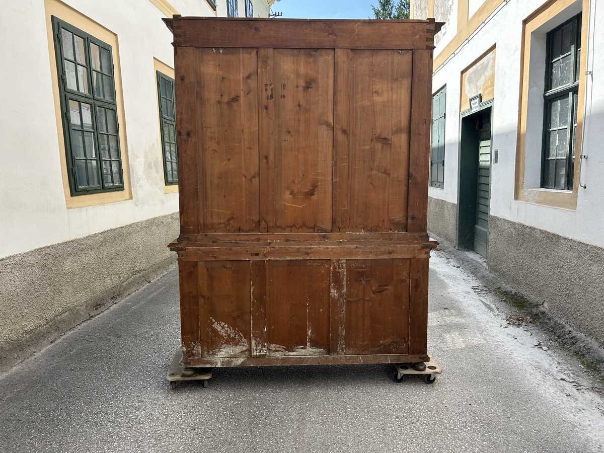 Schrank antik