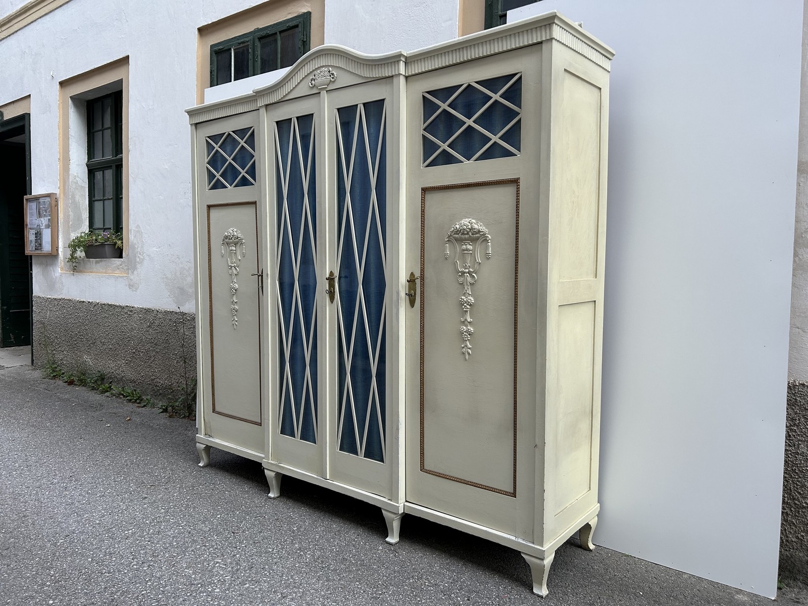 jugendstil Schrank antik