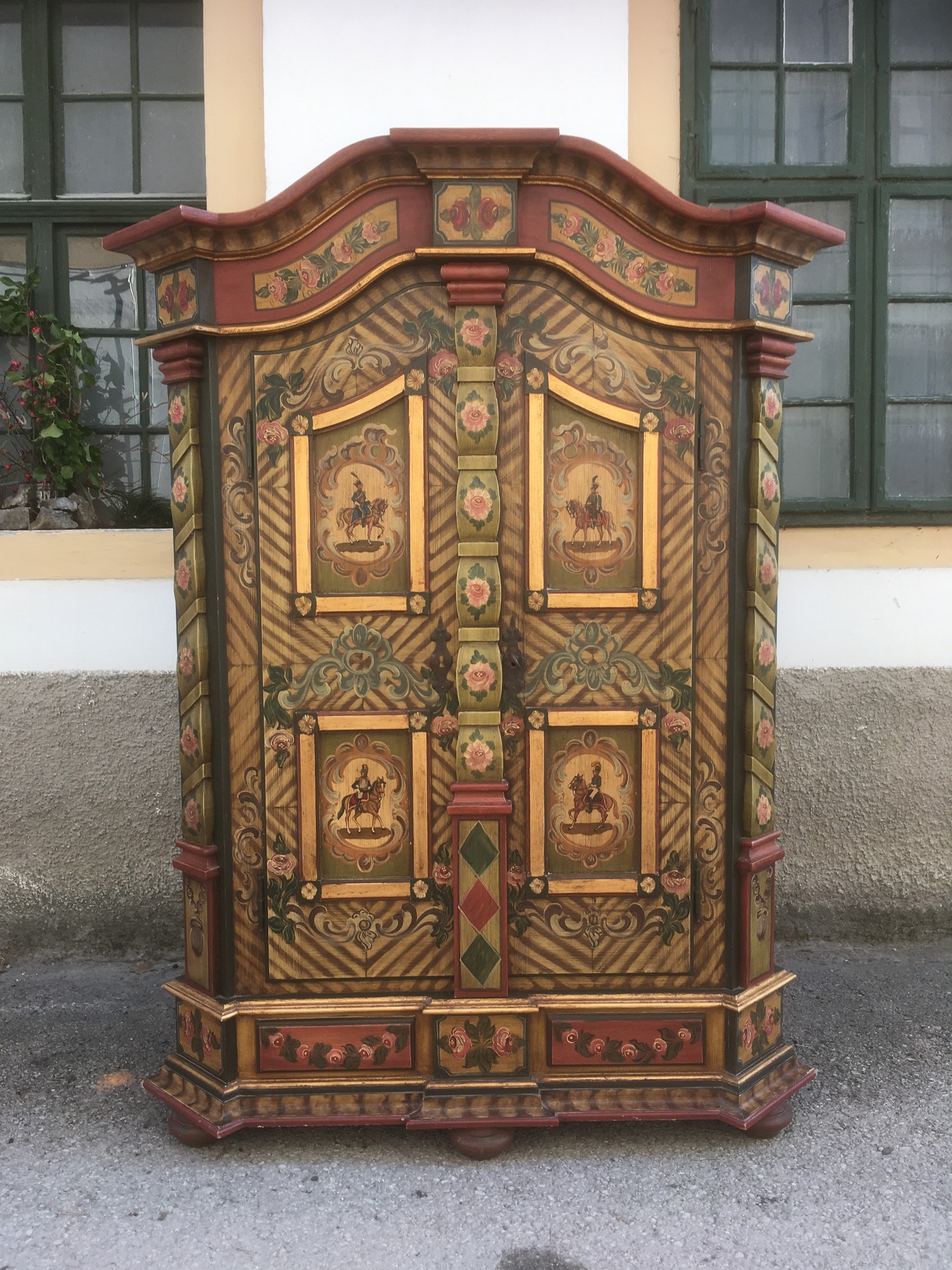 Bauernschrank Kleiderschrank Schrank handbemalt Bauernkasten Landhaus