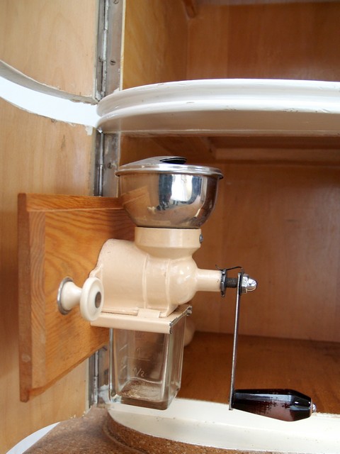 Küchenschrank antik