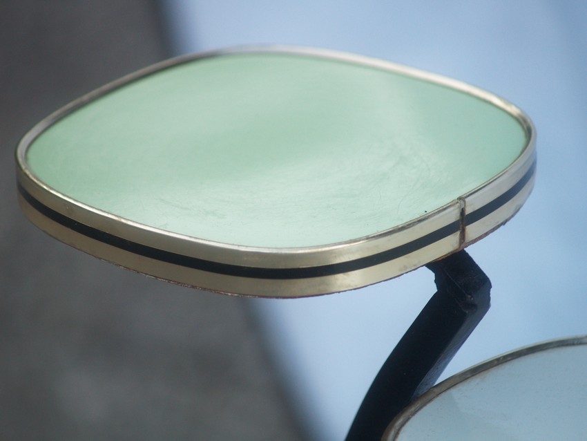 Blumentisch Pastell 50er-Jahre