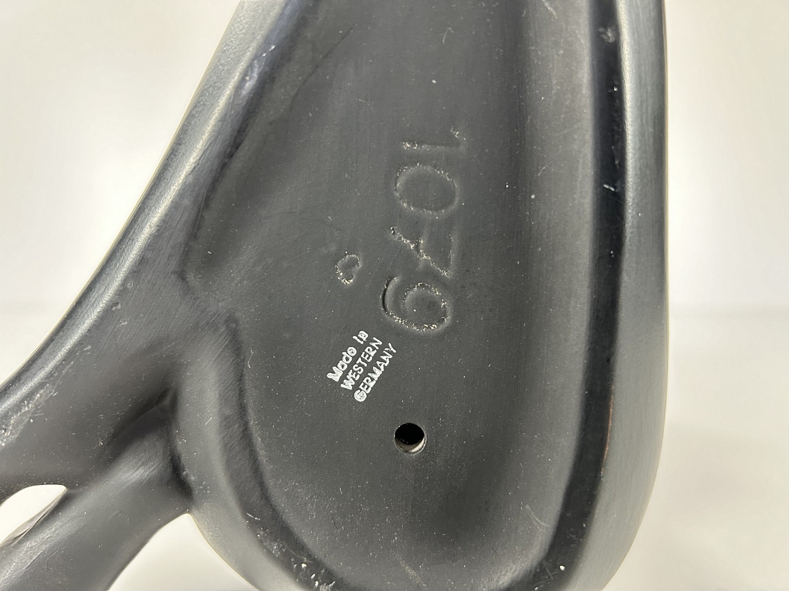 Cortendorf Akt Figur Keramik Afrikanerin