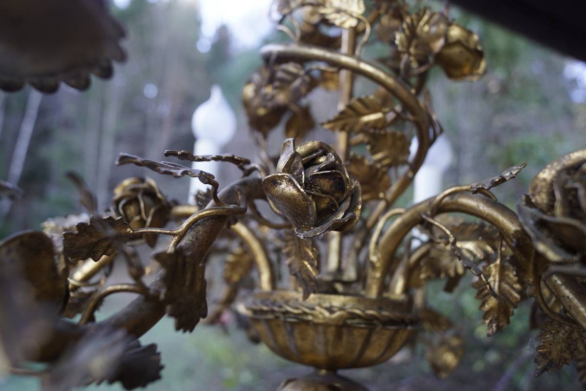 Florentiner Vintage Kronleuchter Rosen vergoldet Jugendstil Mid Century Regency-Stil Kögl