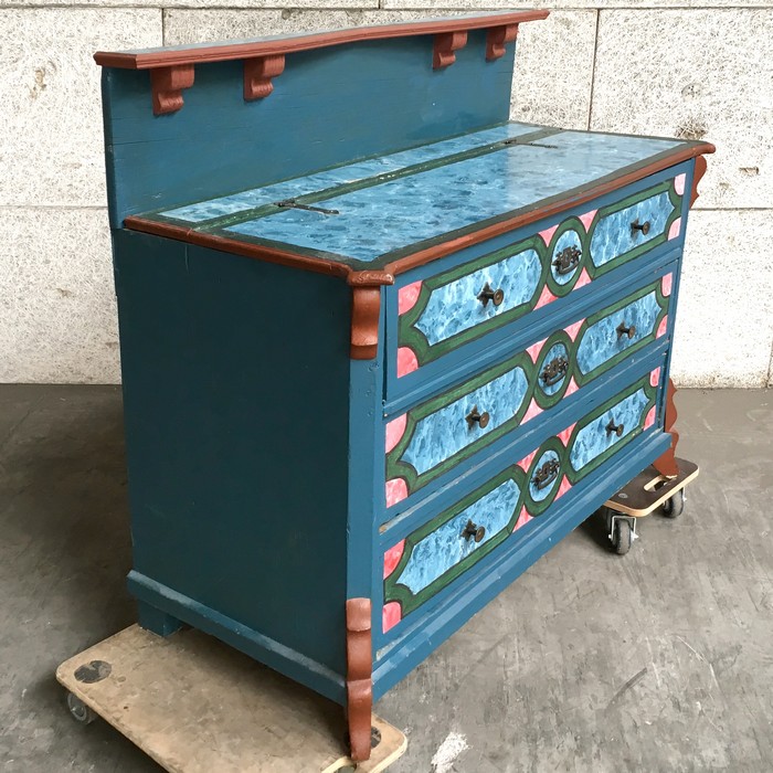 Bauernkommode bemalt