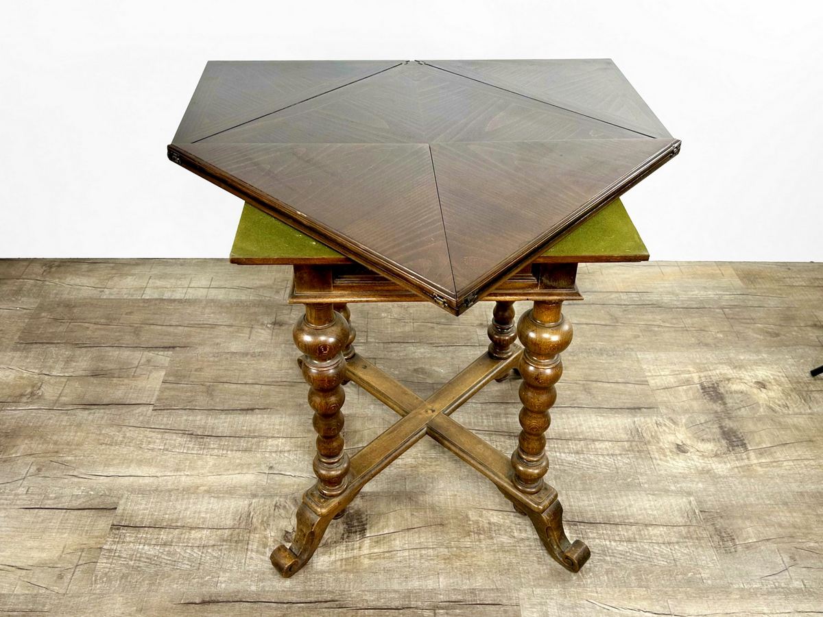 Historismus Beistelltisch aufklappbar