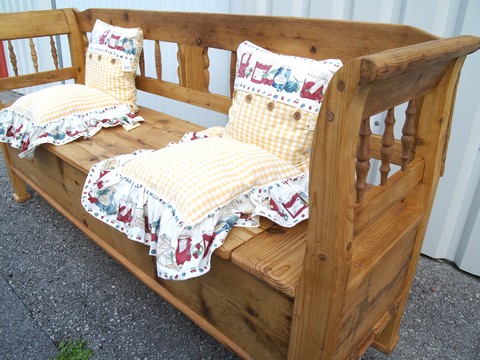 antike Truhenbank Landhausstil