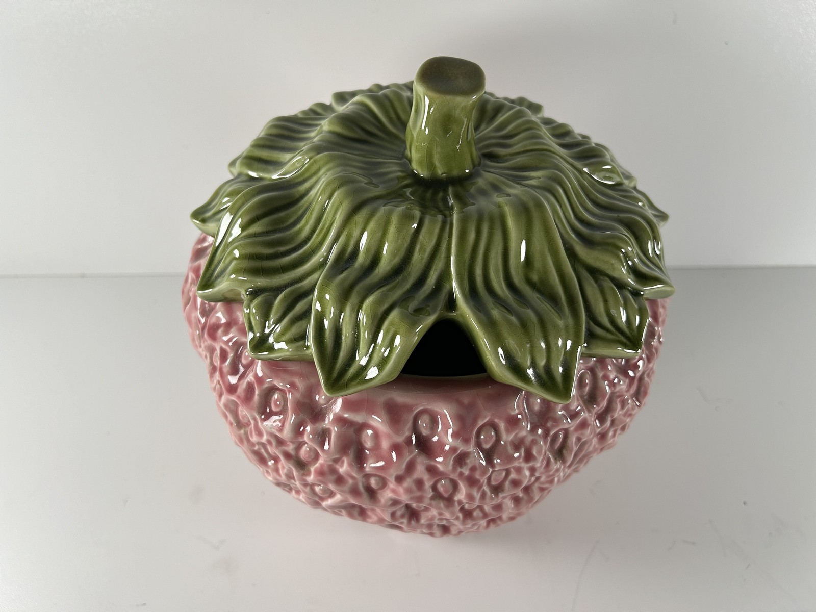 Bordallo Pinheiro Terrine Erdbeere Majolika Portugal