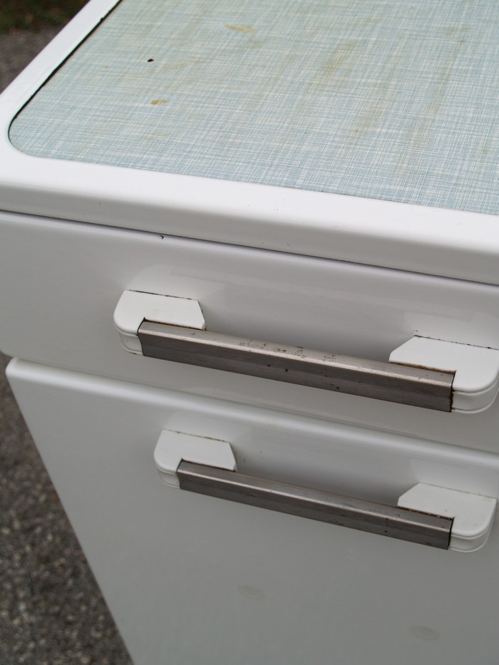 Metallkommode weiß