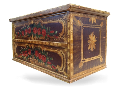 antike Bauerntruhe bemalt