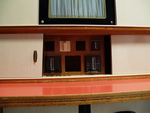 Buffet Schrank Retro