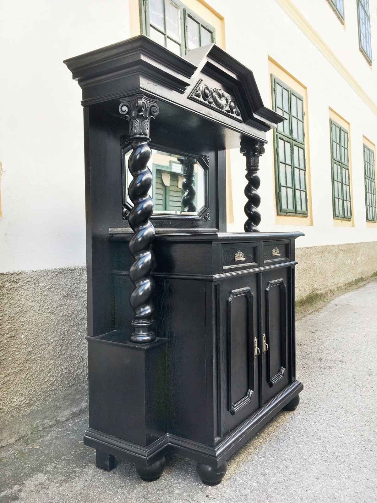 antike Möbel barock Schrank Antiquität kaufen