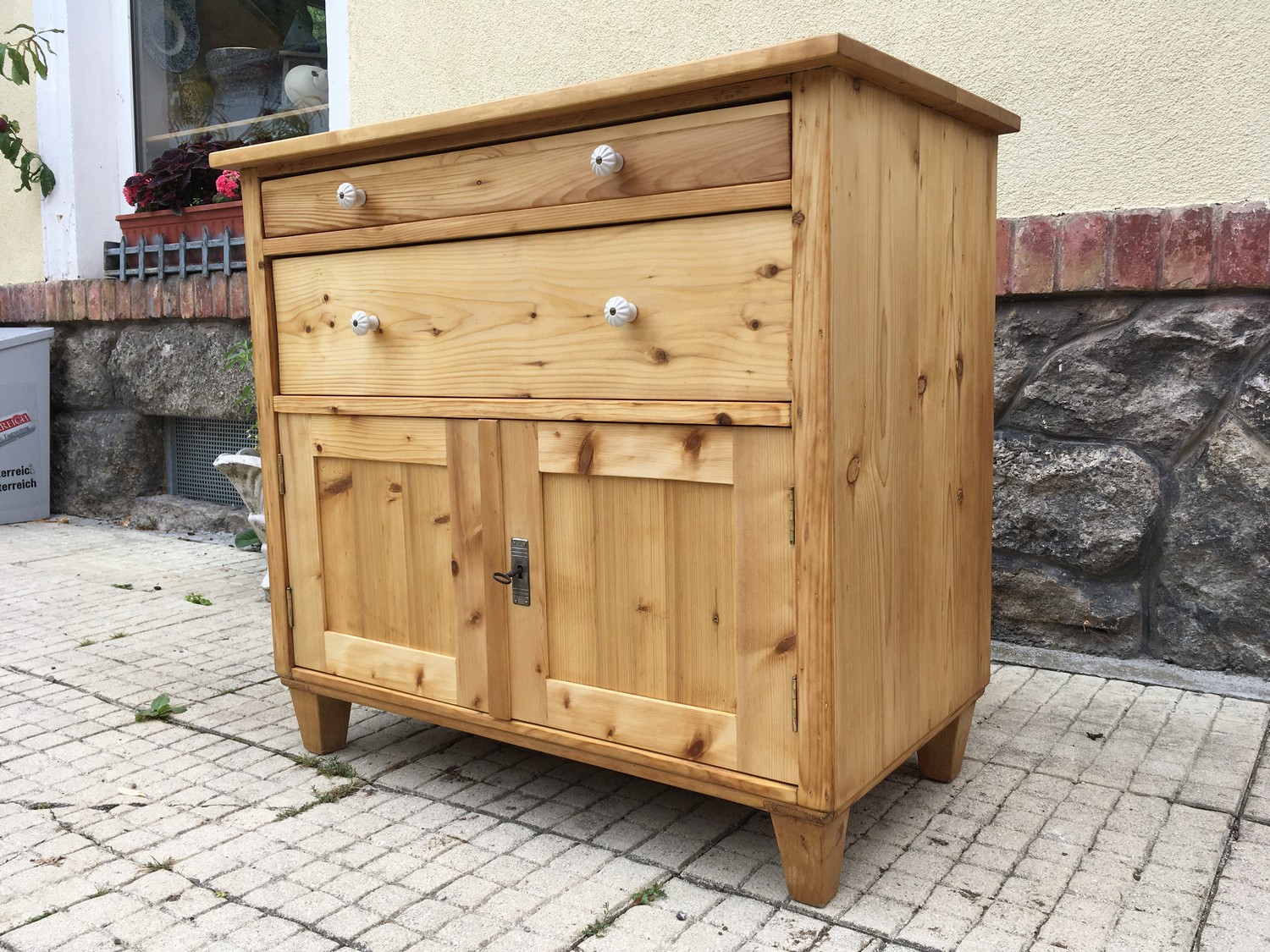 Kommode antik restauriert Ladenkommode Anrichte massiv Weichholz Landhausstil