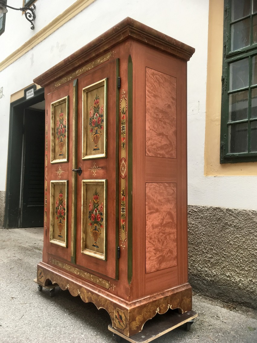 Voglauer Schrank altrosa