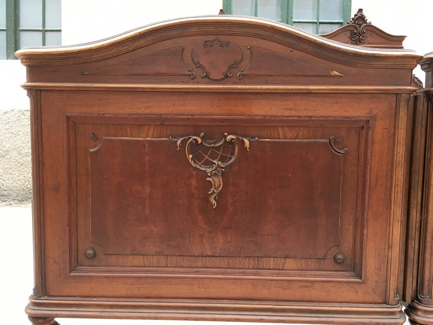 Doppelbett antike Möbel Vollholz