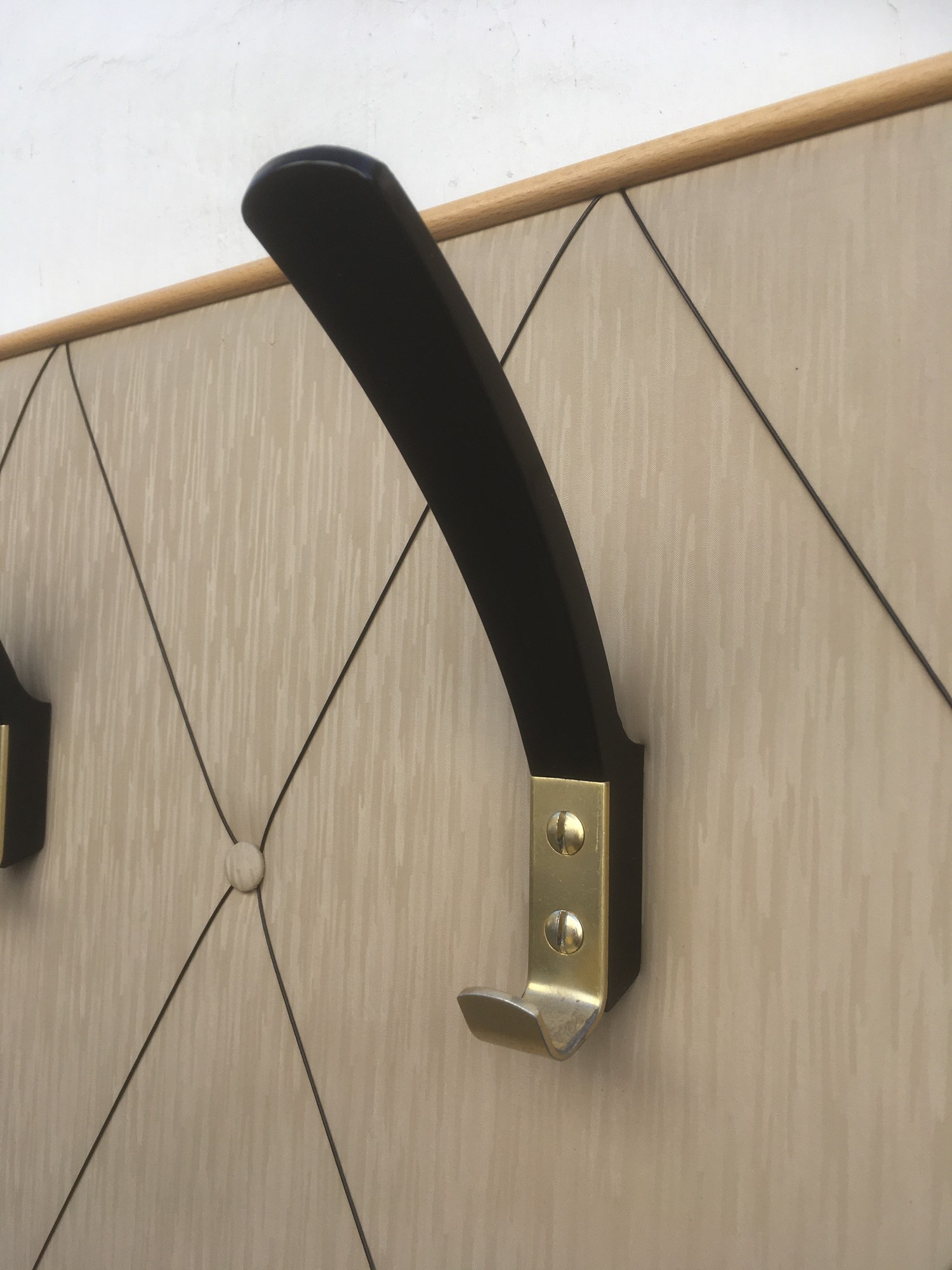 Garderobenwand Retro