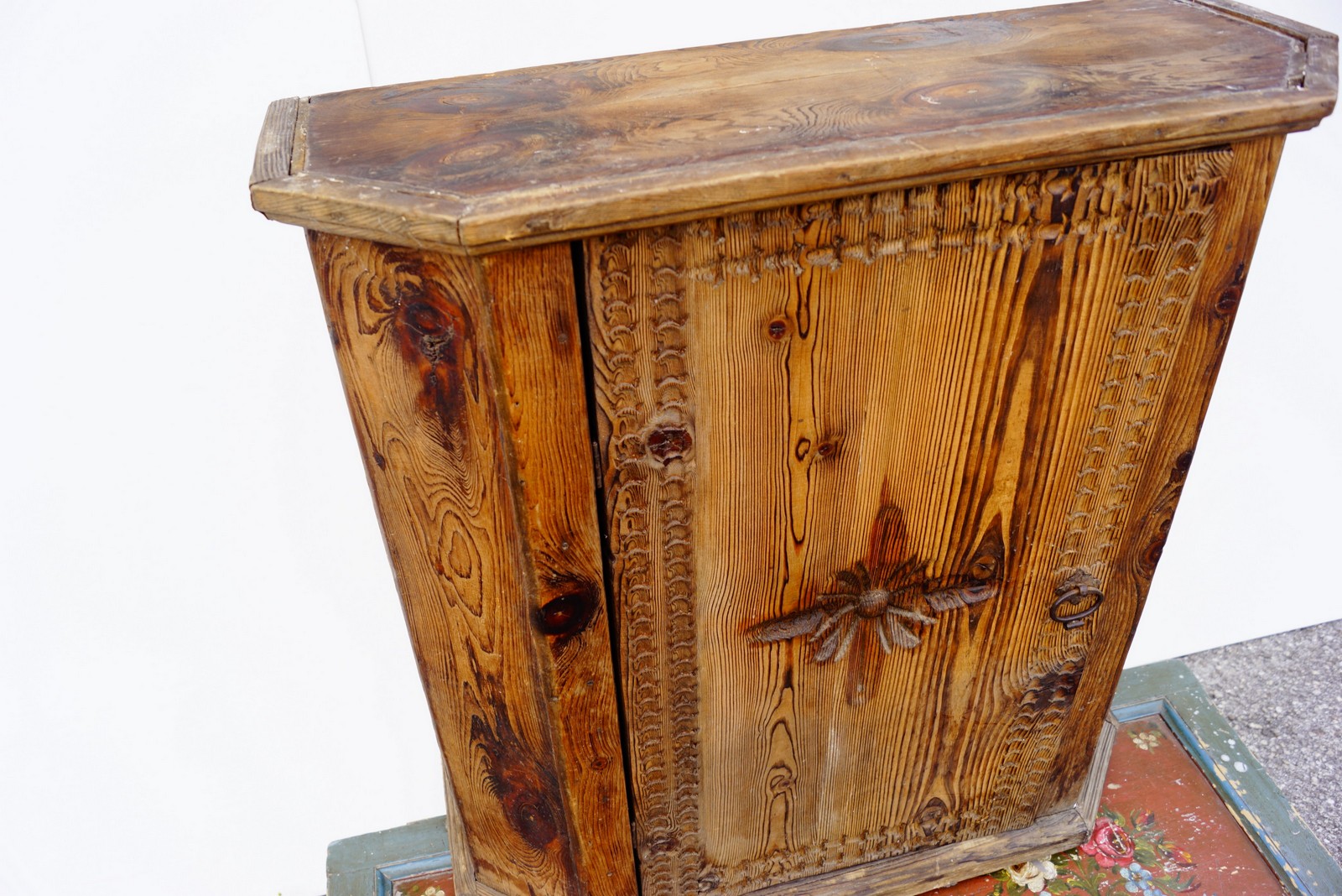 Wandschrank antik rustikales Bauernmöbel 1890 Schnapskasten Bauernschrank Bauernstube