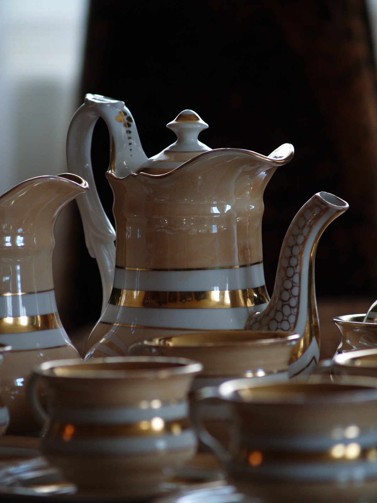 Porzellan golden antik