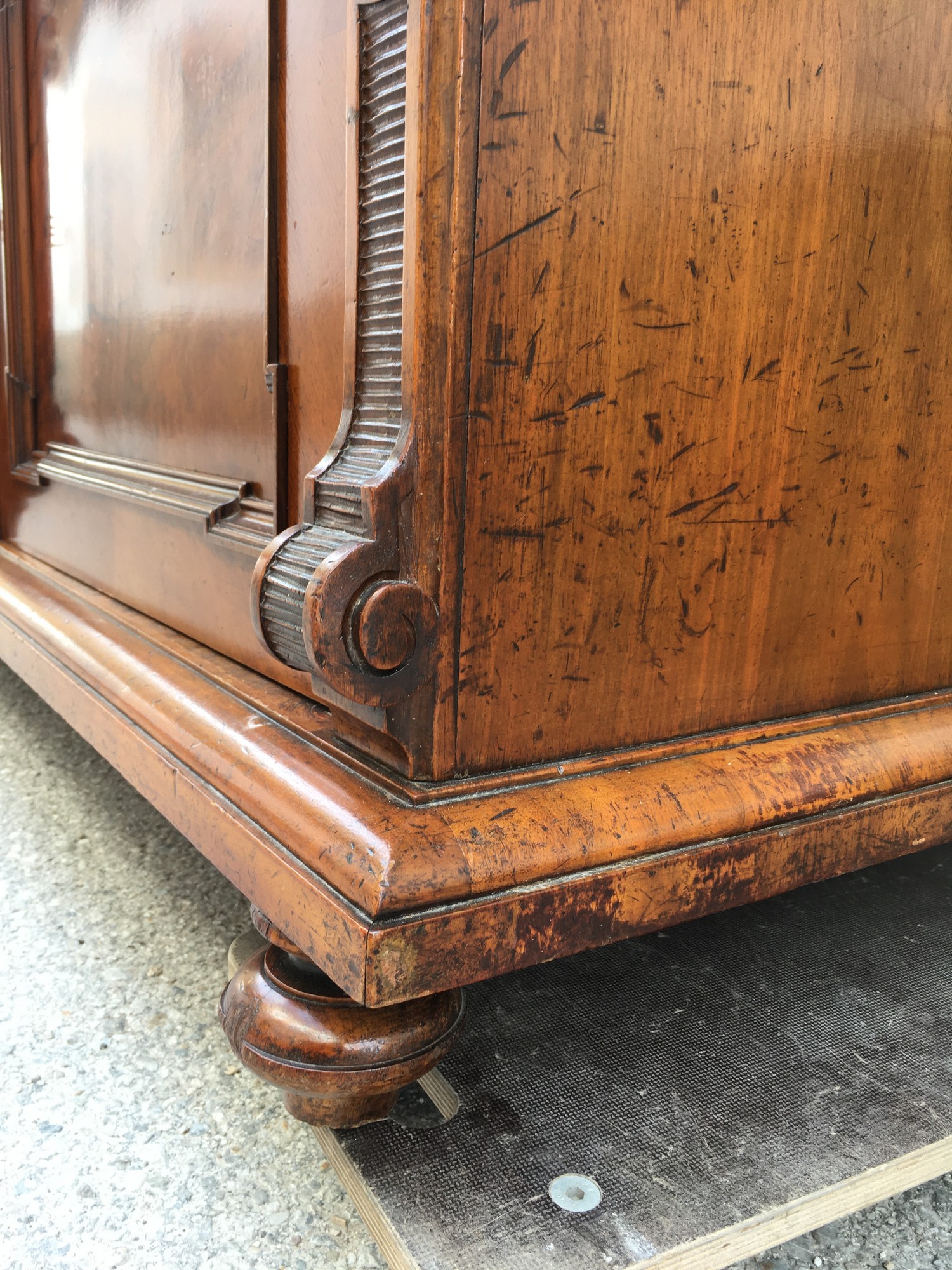 Kommode antikes Möbel Sideboard Anrichte Marmorplatte