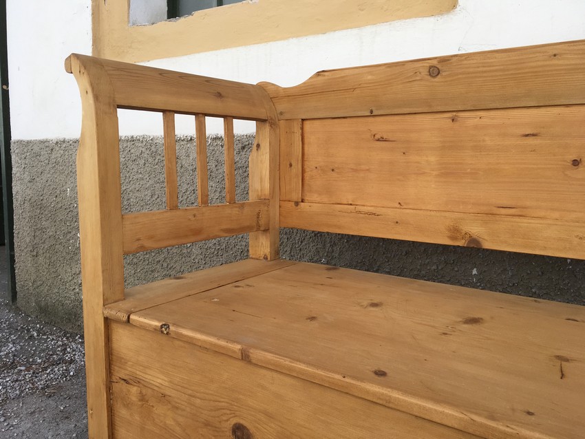 Kuechensitzbank gross