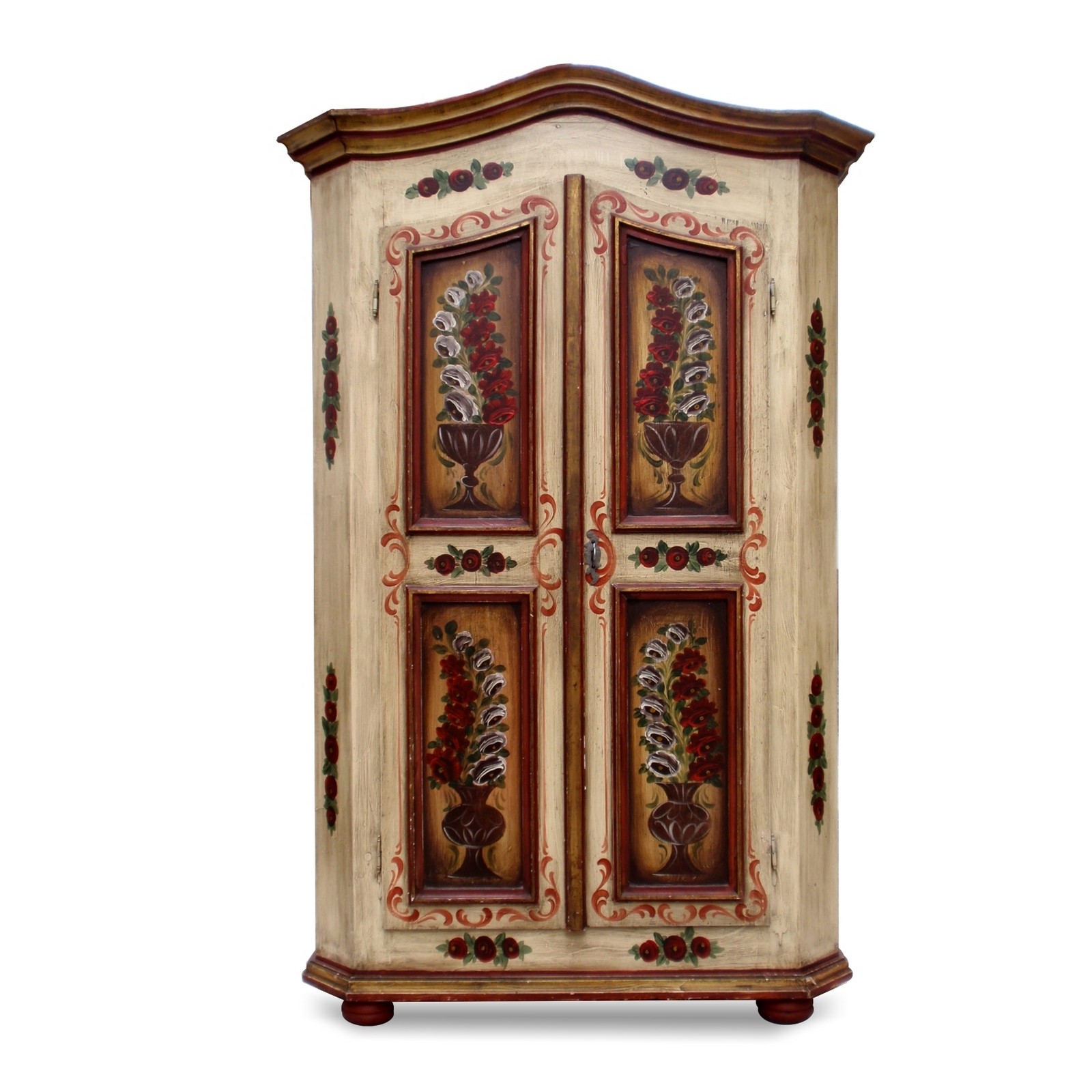 alter Bauernschrank bemalt