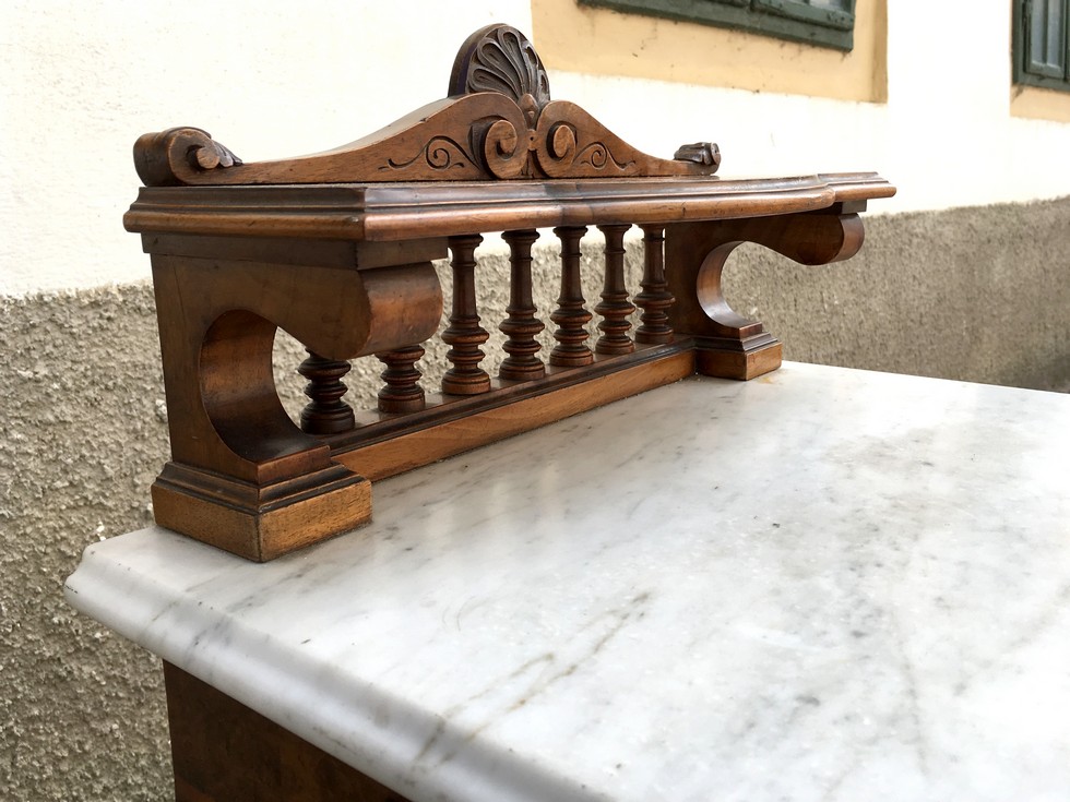 Schrank antik Nachtschrank Marmorplatte Kästchen Nussholz Intarsien