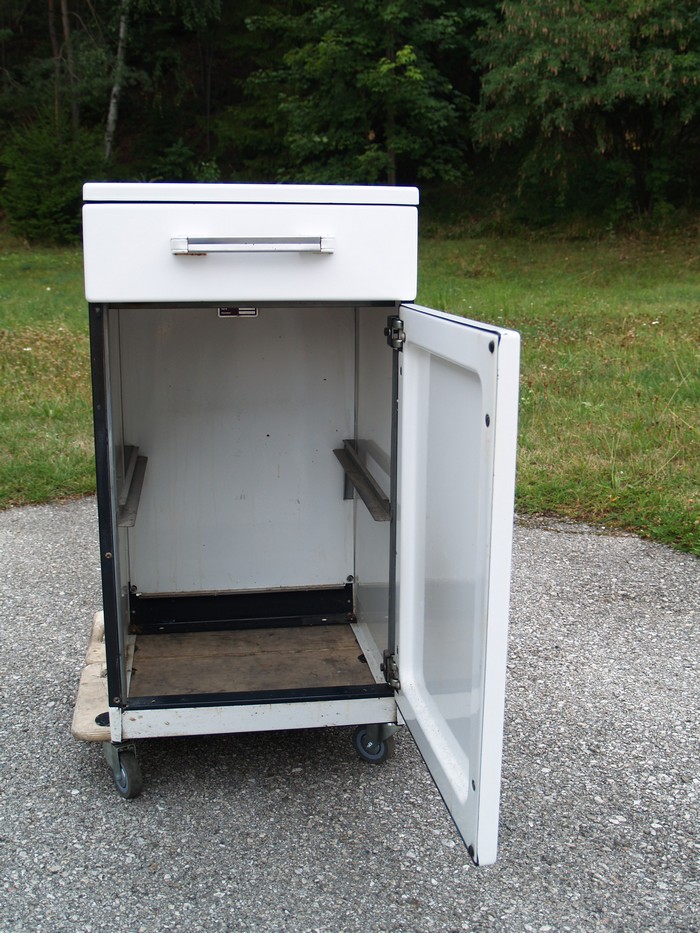 Metallkommode Vintage