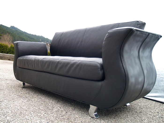 Bretz Sofa Moon